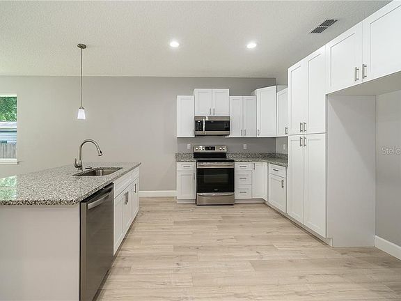4th image of 1441 Tyrone Ct