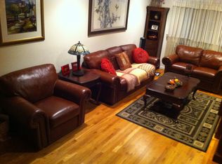 17 Roosevelt Ave, Staten Island, NY