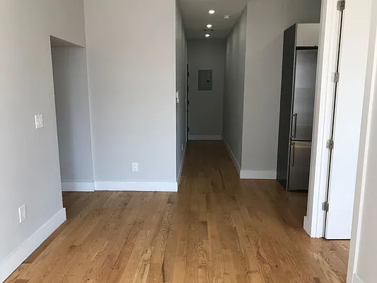 Rented by Premier Metro Realty Corp | media 34