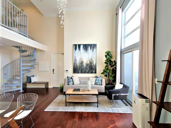 155 S Oxford Ave #Penthouse 4, Los Angeles, CA 90004