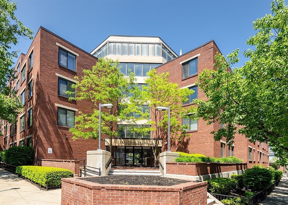 1st image of 85 Brainerd Rd APT 302