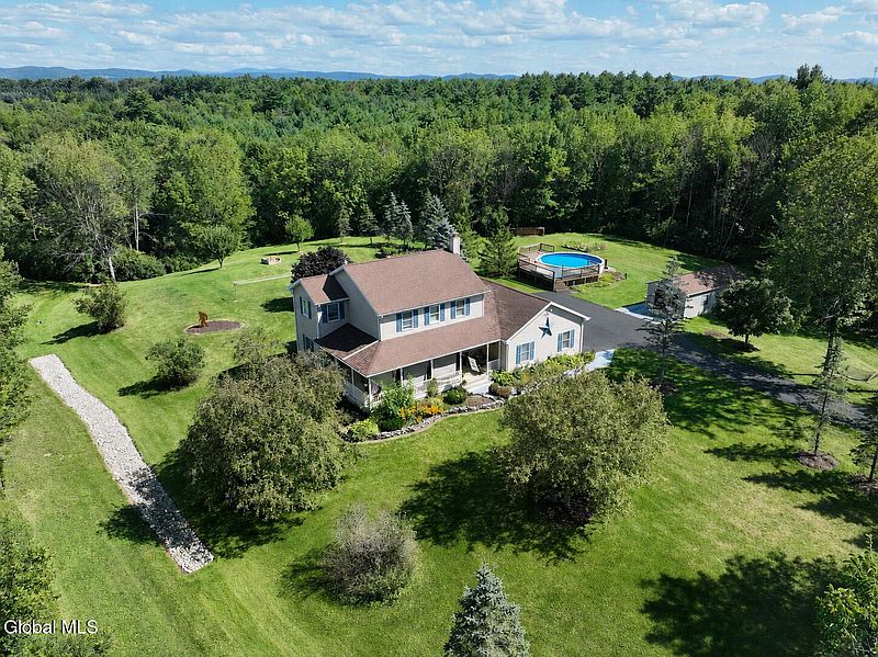 5th image of 91 Green Acres Road