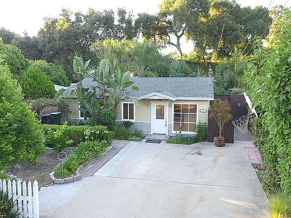3rd image of 239 W Woodland Oaks Dr