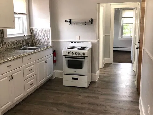 999 York Ave Floor 2, Pawtucket, RI 02861
