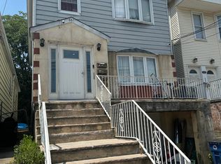 661 Avenue E APT 3, Bayonne, NJ 07002