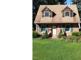 891 Quince Ln, Secane, PA 19018