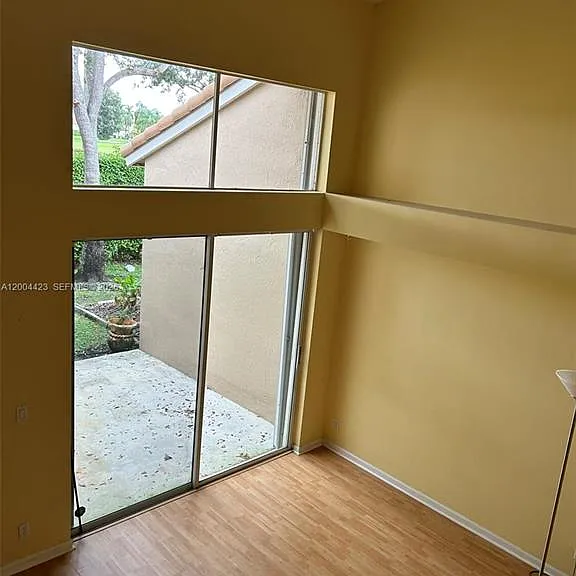 15851 SW 10th St — Photo 6
