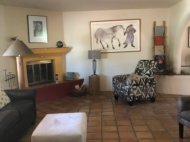 257 E Los Rincones — Photo 11