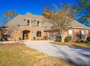 110 Messemore Rd, Ellisville, MS 39437