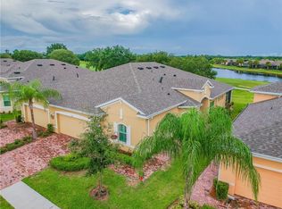808 Chipper Dr, Sun City Center, FL 33573