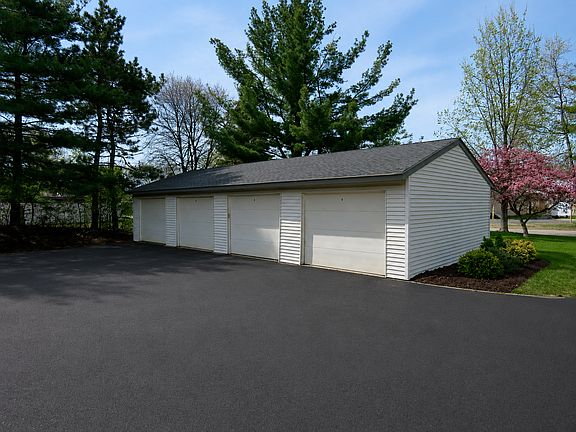 2nd image of 3401 Harmony Ln #11595650