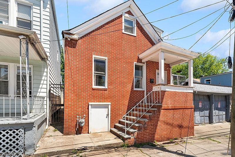 1st image of 311 Paxton St