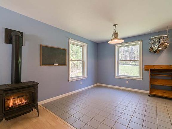 2nd image of 160 Stevenson Way #1