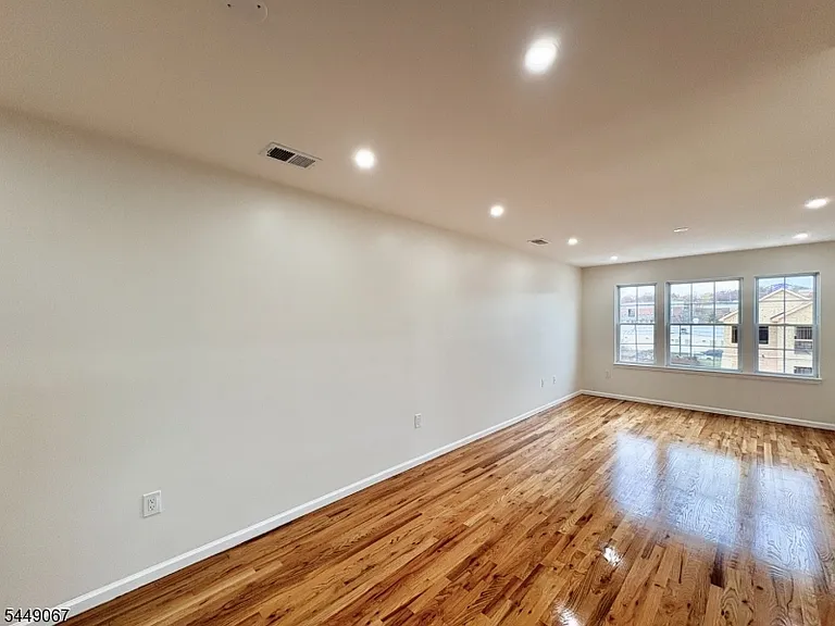 156 Ridgewood Ave #1 — Photo 30