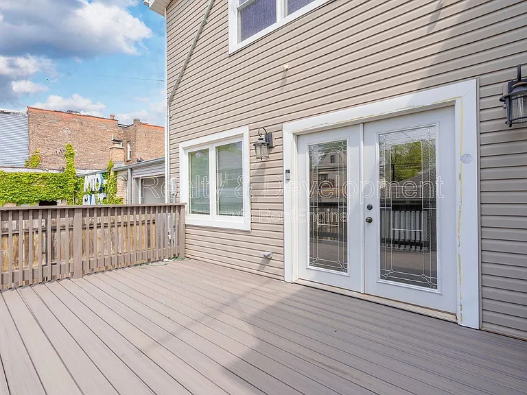 5619 W Irving Park Rd — Photo 18