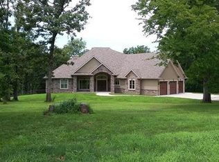 560 NW 11th Rd, Warrensburg, MO 64093