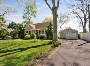1321 Thompson Drive, Bay Shore, NY 11706