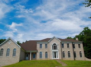 43 Ridgeline Dr, Long Valley, NJ 07853