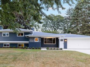 53064 Starlite Dr, Shelby Township, MI