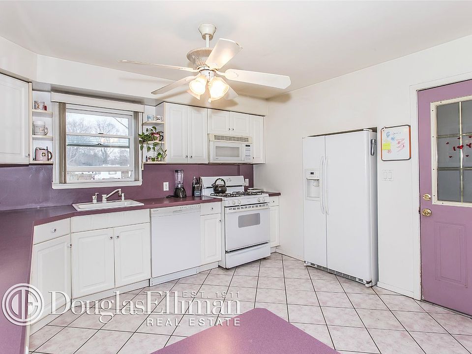 160 Mark Tree Rd, Centereach, NY 11720 Zillow