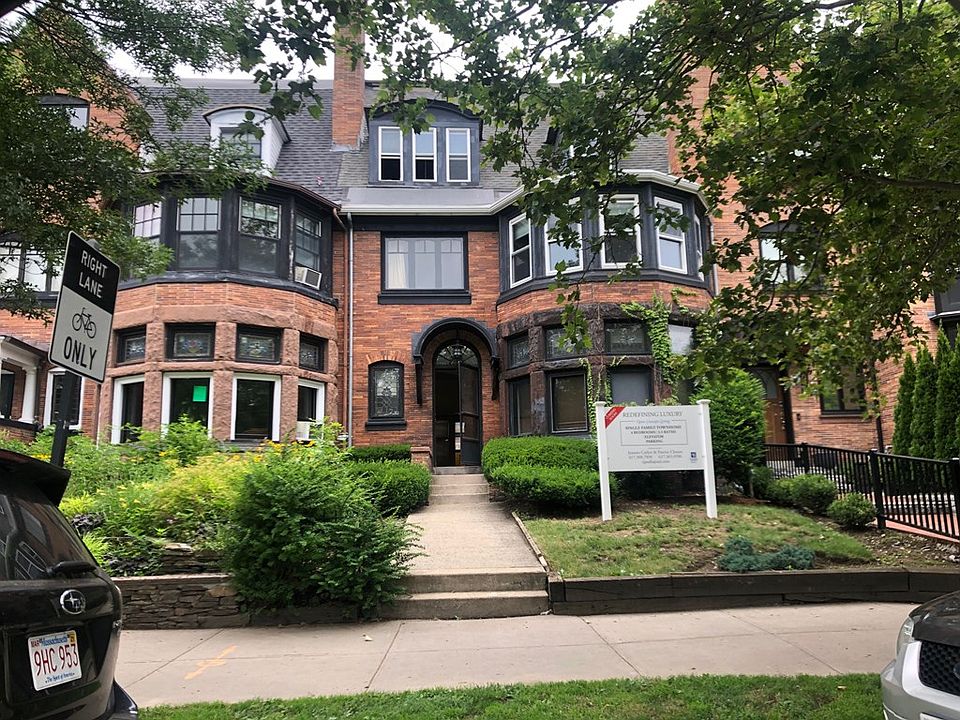 2nd image of 1802 Beacon St