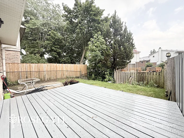 109 Rotary Dr — Photo 19