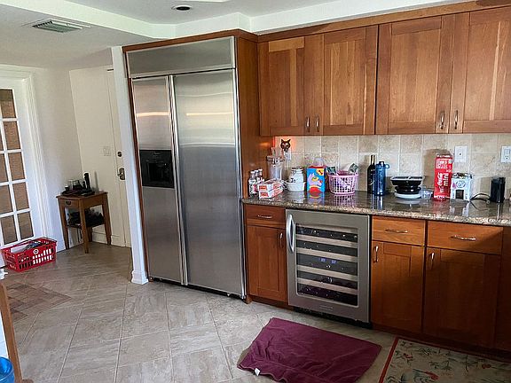 5th image of 9501 E Bay Harbor Dr APT 2A