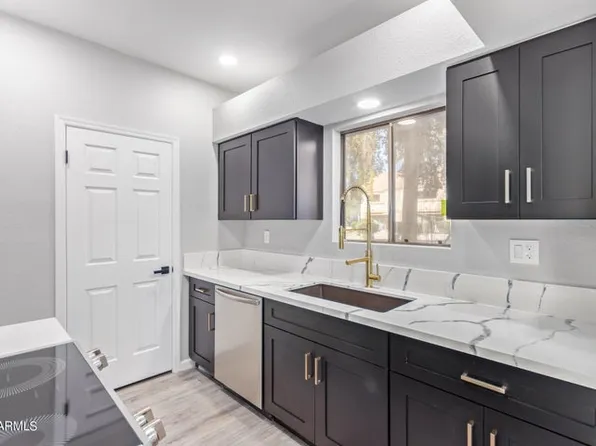 1287 N Alma School Rd, Chandler, AZ