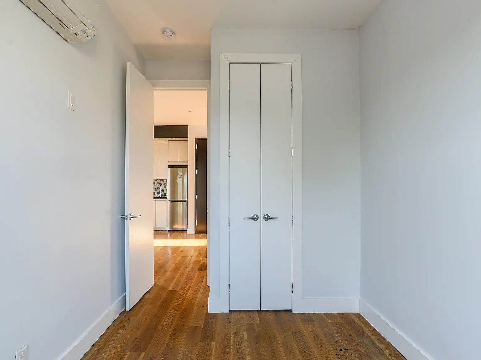664 Rutland Road — Photo 4