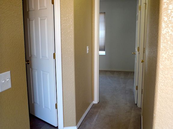 4th image of 2613 Mary Jane Blvd