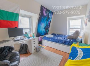22 Suffolk St #3, Cambridge, MA 02139