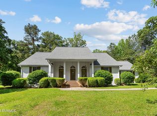 355 Old Country Club Rd E, Meridian, MS 39305