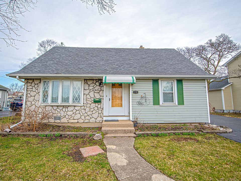 1st image of 236 E Lyndale Ave