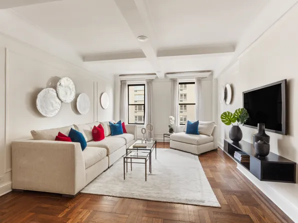 1235 Park Avenue image 1 of 13