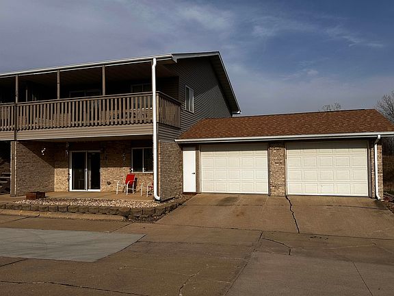 2nd image of 1652 Exchange St Unit 15