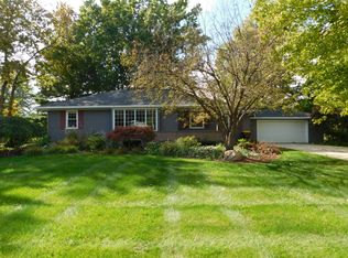 1010 S Swegles St, Saint Johns, MI 48879