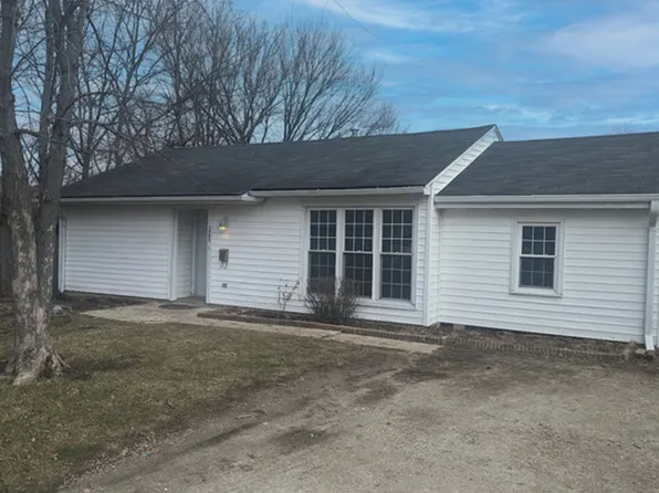 1905 Burry Circle Dr, Crest Hill, IL 60403