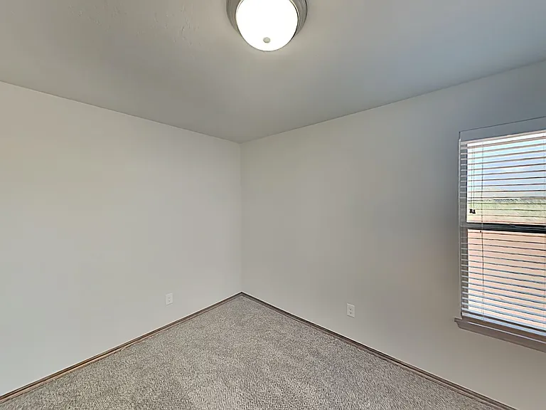 7100 Daxton Ct — Photo 15