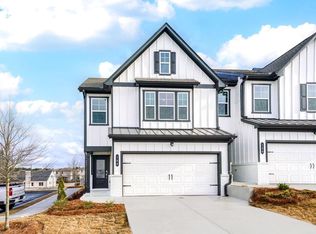 160 Star Ct, Pendergrass, GA 30567