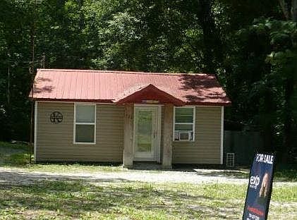 1st image of 133 Maxine Nelson Rd