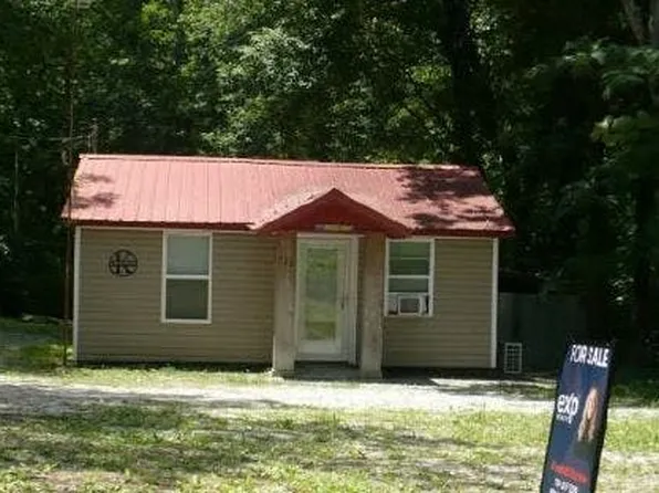 133 Maxine Nelson Rd, Parsons, TN 38363