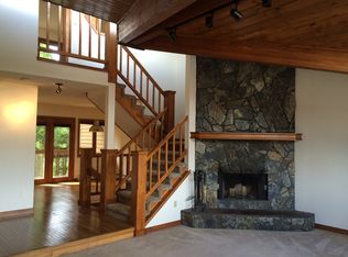 4137 Raspberry Rd, Anchorage, AK 99502