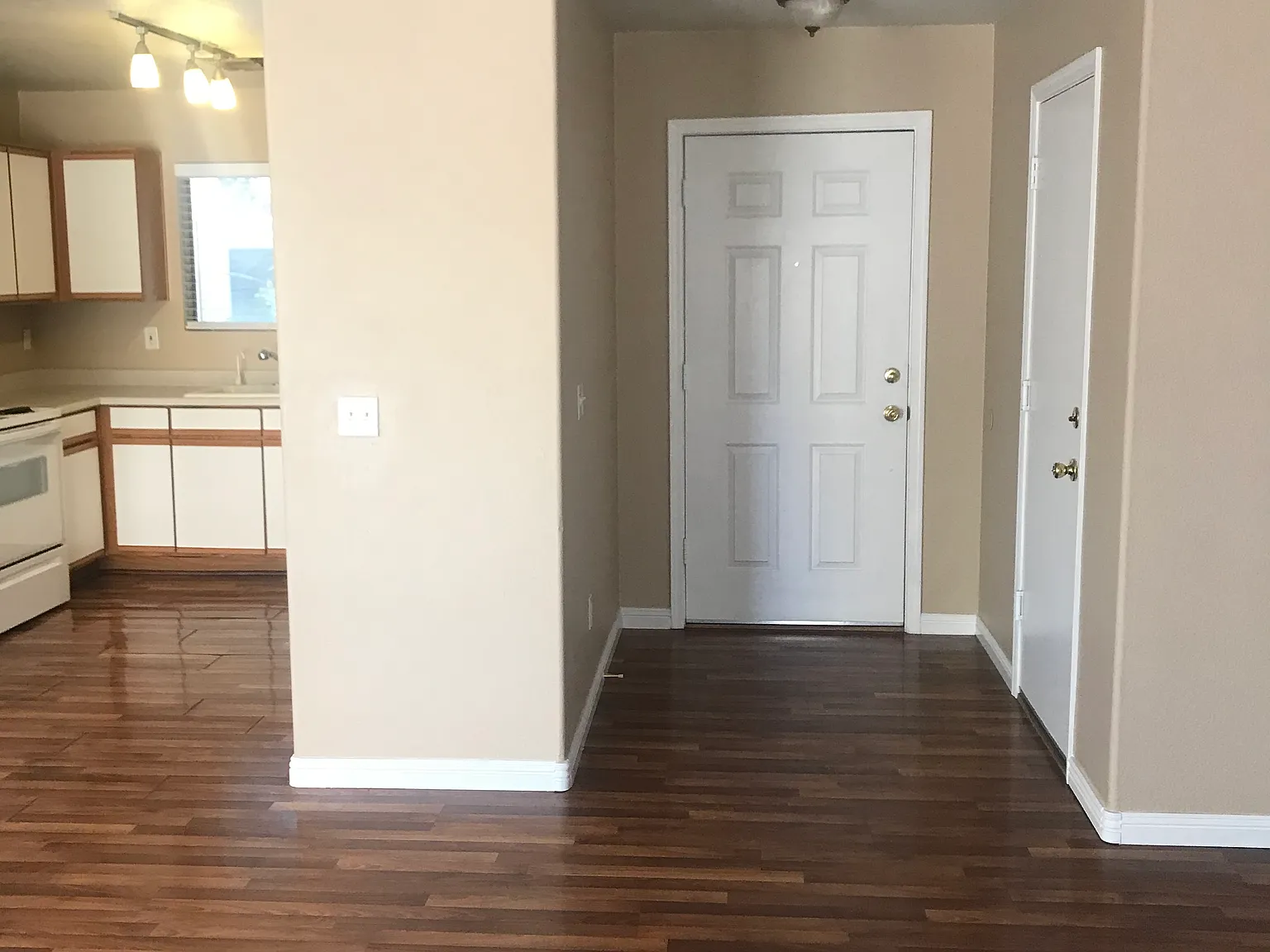 Beauty in Fox Crossing!! — Photo 2
