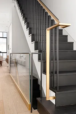 Sold by Compass | media 20