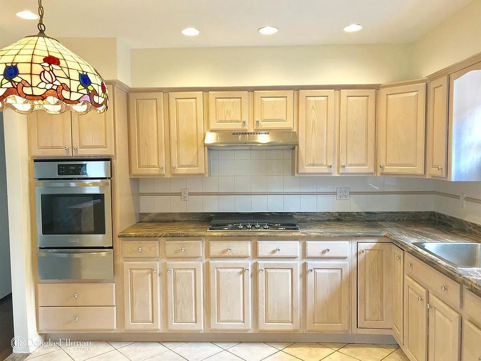 1st image of 8715 78th Ave #2