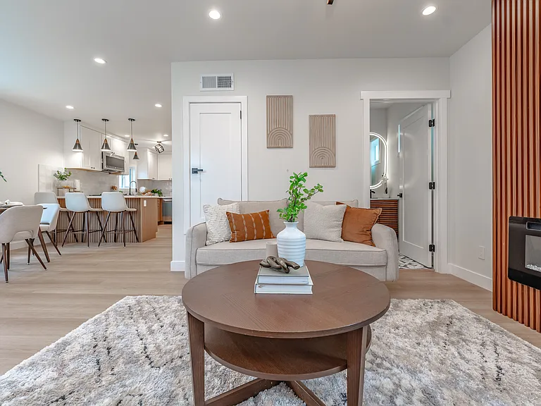 8629 Guthrie Ave — Photo 8