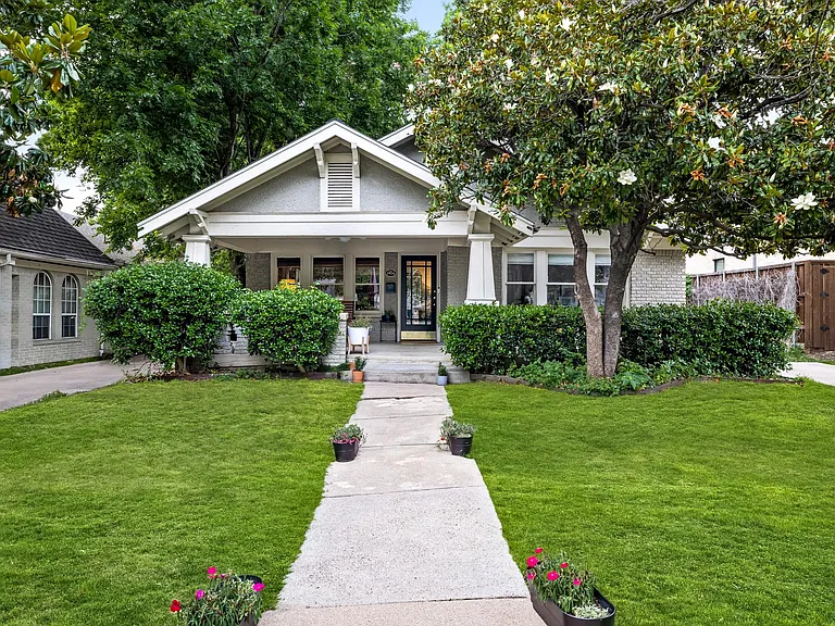 5339 Vanderbilt Ave — Photo 1