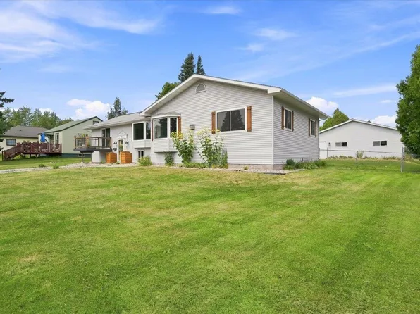 915 9th Ave, Two Harbors, MN 55616
