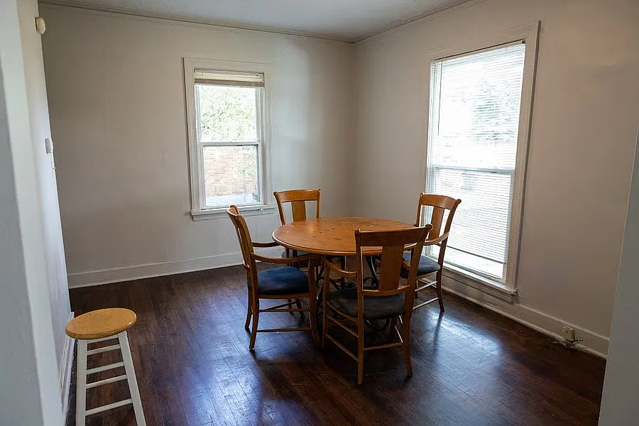 3 bed, 1200 sqft, $3,000 — Photo 4