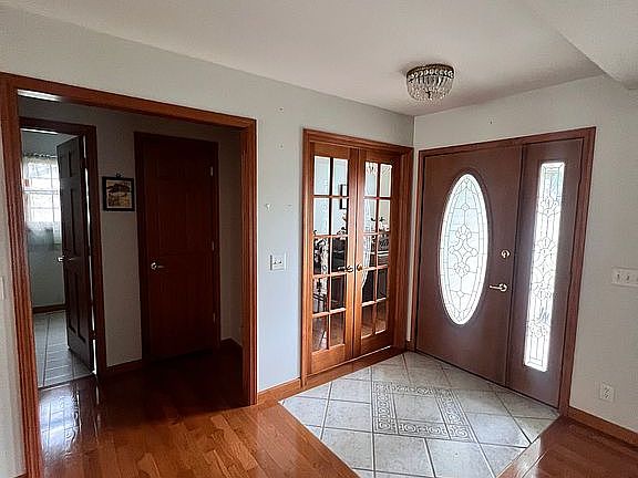 5th image of 11441 Castle Dr